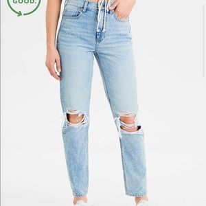 American Eagle mom jean